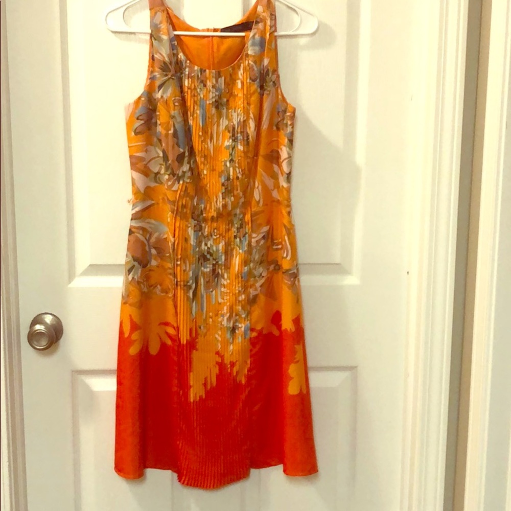 MAKE OFFER. beautiful Limited dress sz 4 w belt